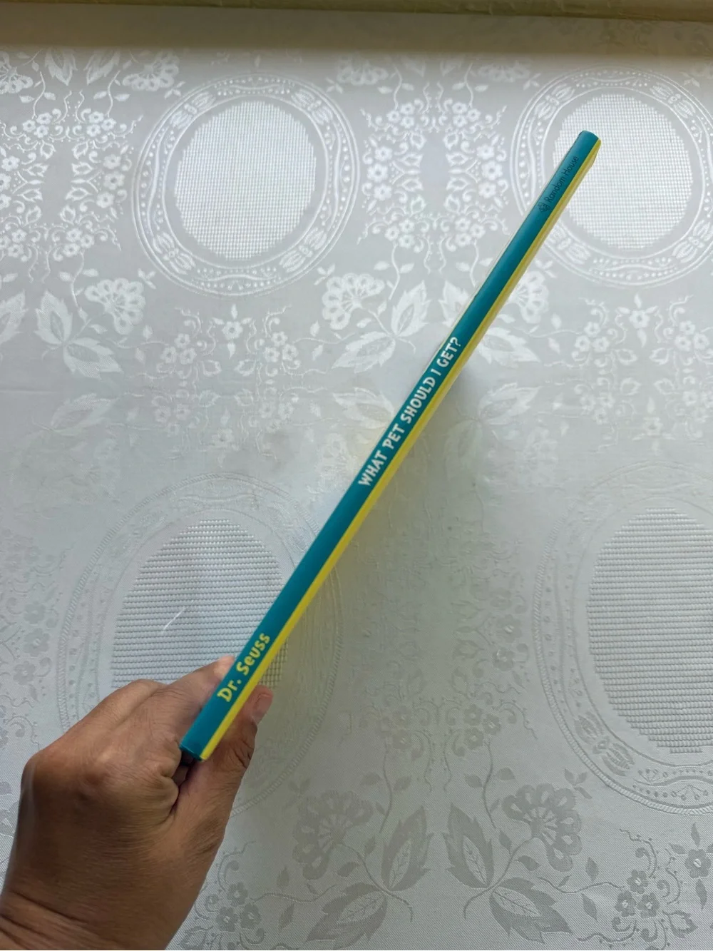 Dr. Seuss 2015 What Pet Should I Get? - Blue & Yellow Hard Cover Book